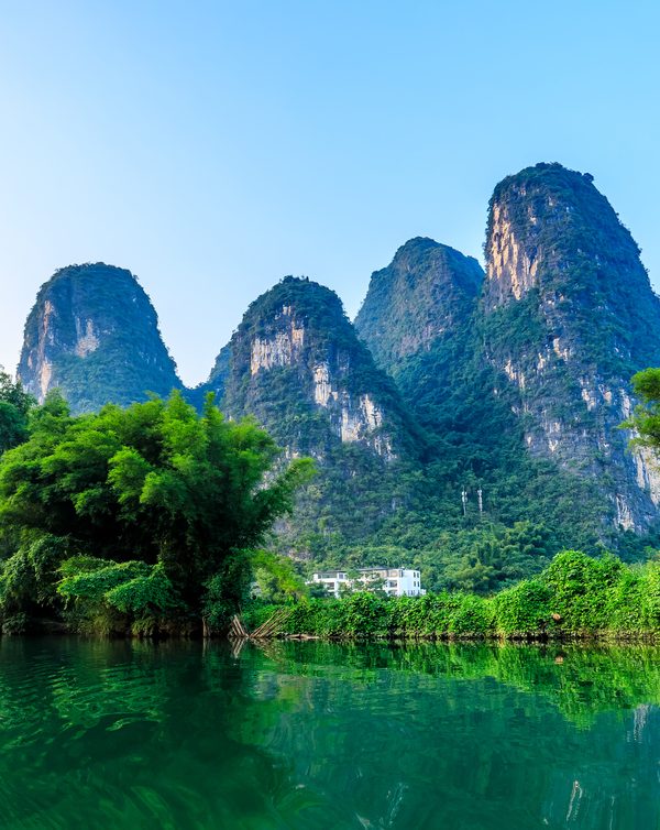 Landscape of Guilin, Li River and Karst mountains. Located near Yangshuo, Guilin, Guangxi, China.