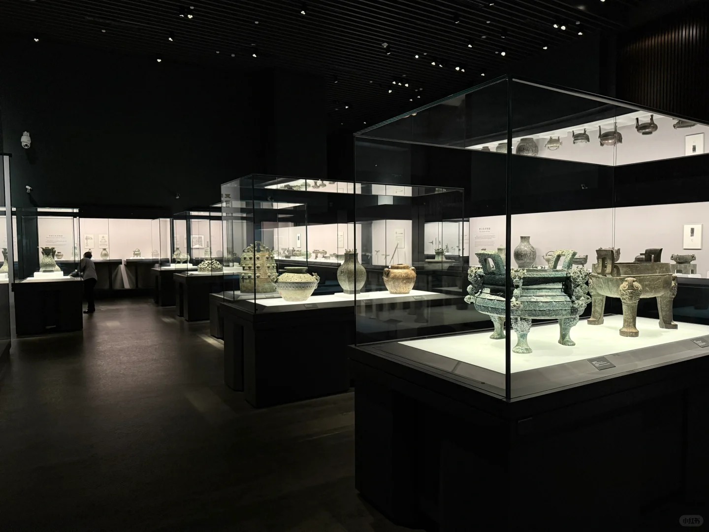 relics displayed in shanghai museum east pavilion