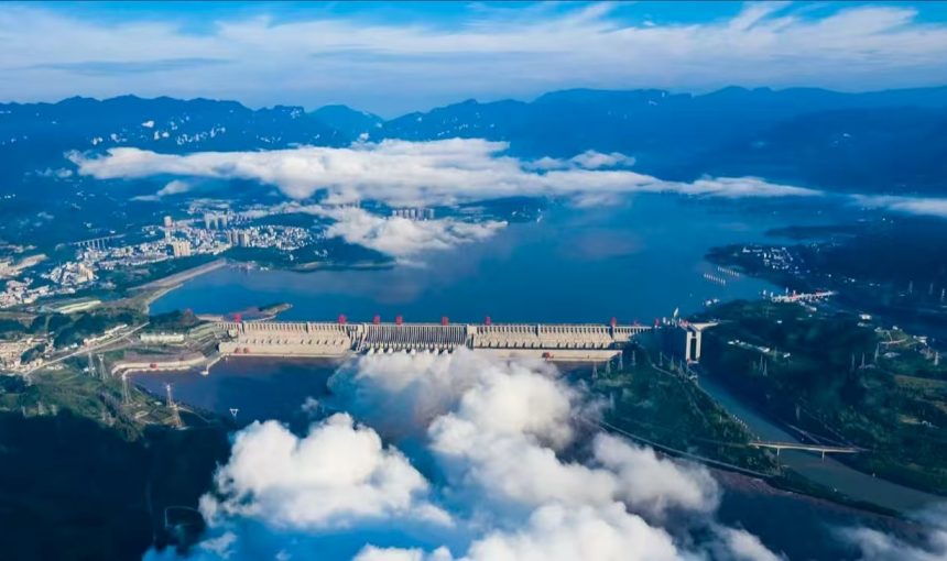 Three Gorges Dam Travel Guide: China’s Largest Hydropower Marvel