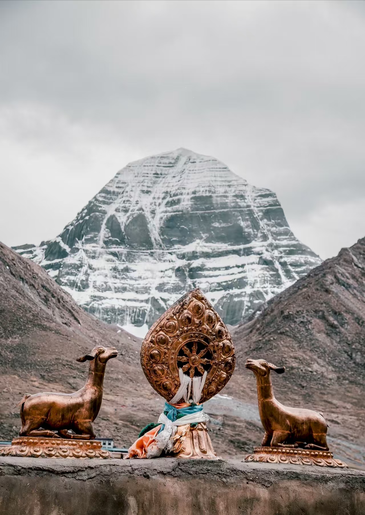 Deer and Dharma wheel at Zhire Monastery in Tibet