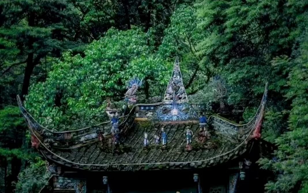 Mount Qingcheng: A Complete Travel Guide to China’s Taoist Mountain