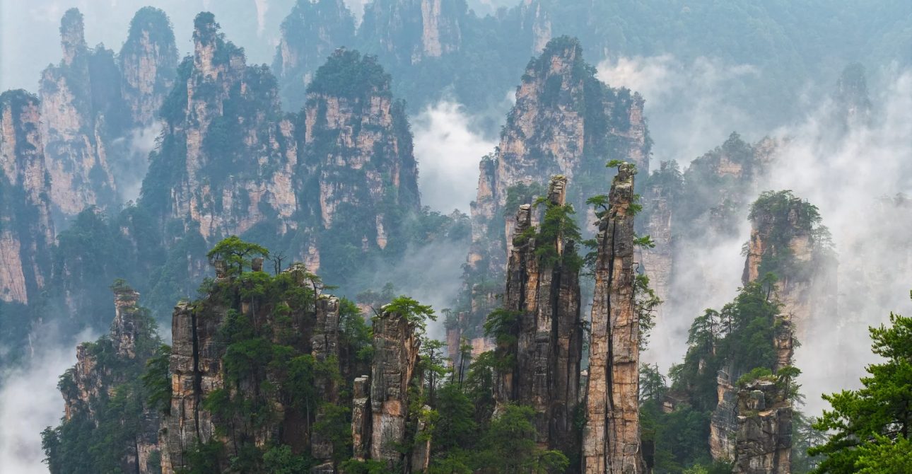 Zhangjiajie Travel Guide – Discover China’s Real-Life Avatar Mountains