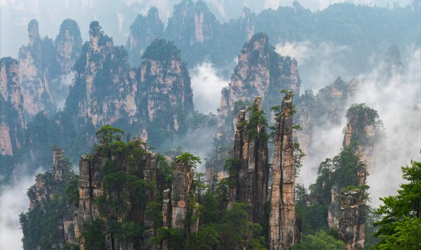Zhangjiajie Travel Guide – Discover China’s Real-Life Avatar Mountains